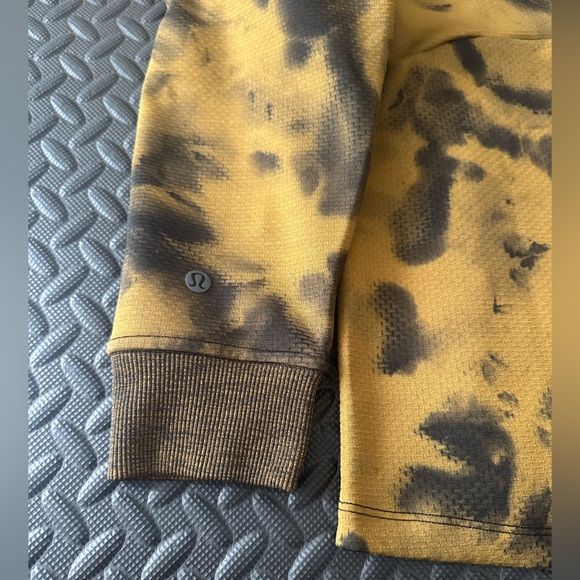 I ❤️ this hoodie. Sold on EBay! Lululemon Textured Tech Sz Small Training - Picture 5 of 11